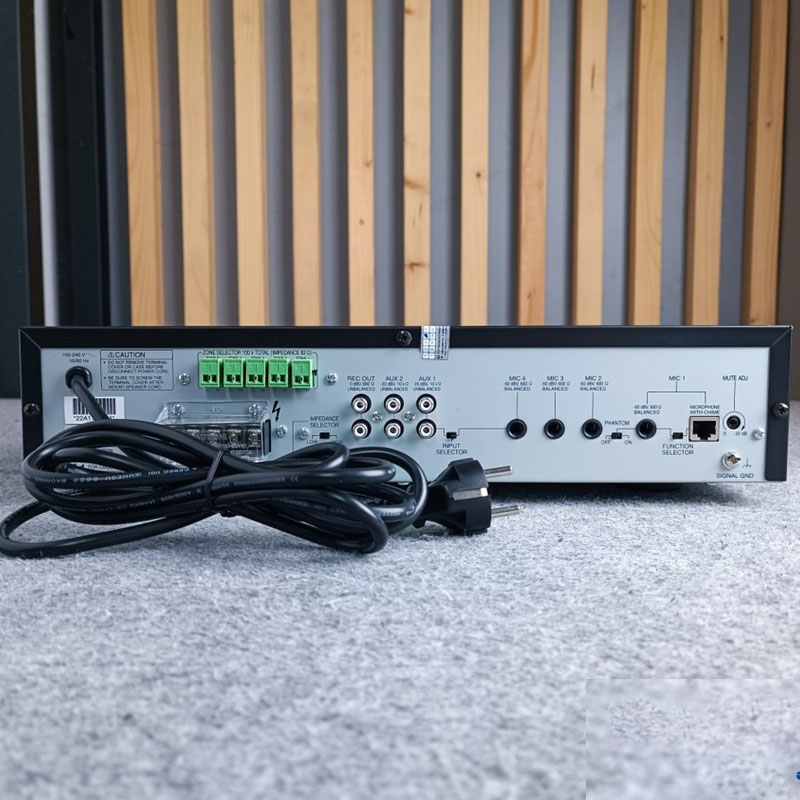 TOA A-3212DMZ mặt sau của amply