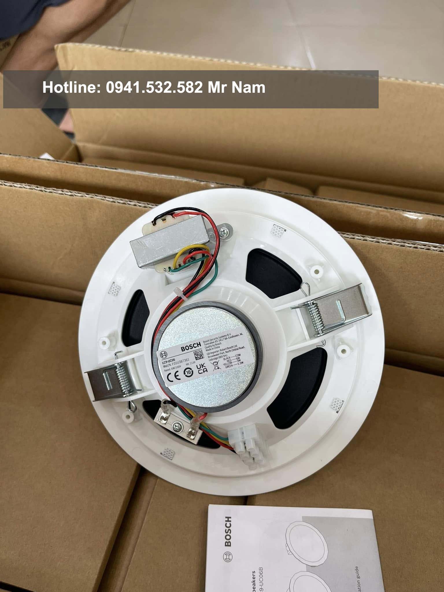 Mặt sau Bosch LC9-UC06