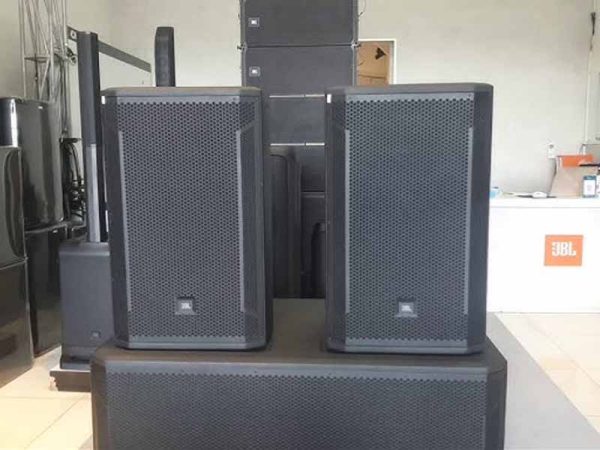 JBL STX 815M thực tế loa hội trường