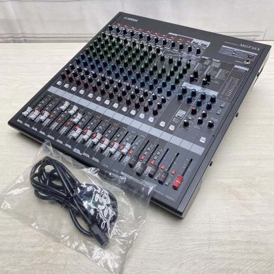 YAMAHA MGP16X bàn trộn âm thanh 16 line