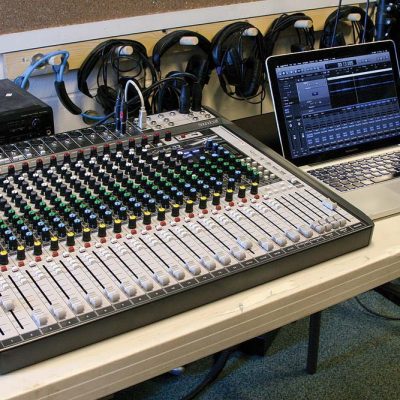 Soundcraft Signature 22 bàn trộn tín hiệu