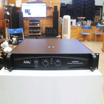 Soundking AE 2200 bộ khuếch đại công suất