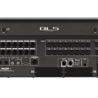 Cổng đầu vào mixer Yamaha QL5