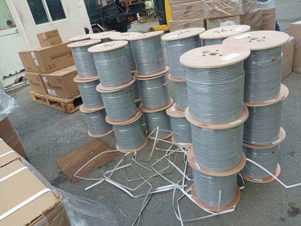AVC 18AWG Cáp loa chống nhiễu