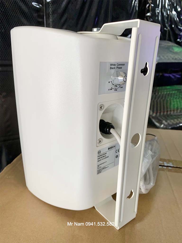 Loa hộp treo tường 3OW 𝗕𝗢𝗦𝗖𝗛 𝗟𝗕𝟮-𝗨𝗖𝟯𝟬-𝗟
