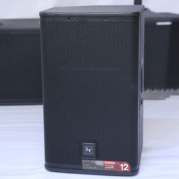 Electro Voice ELX112P loa liền công suất 12 inch