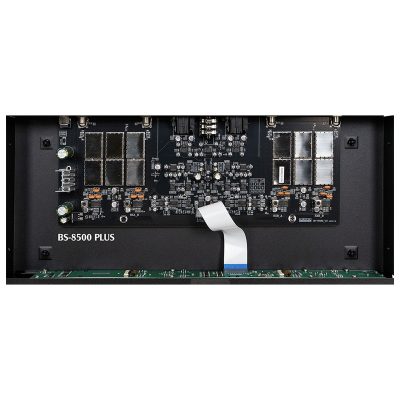 Bên trong hộp mic không dây Bosa BS8500 PLUS