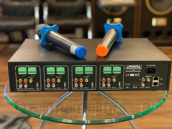 Các cổng kết nối của amply đa vùng SUMICO SU 4CL