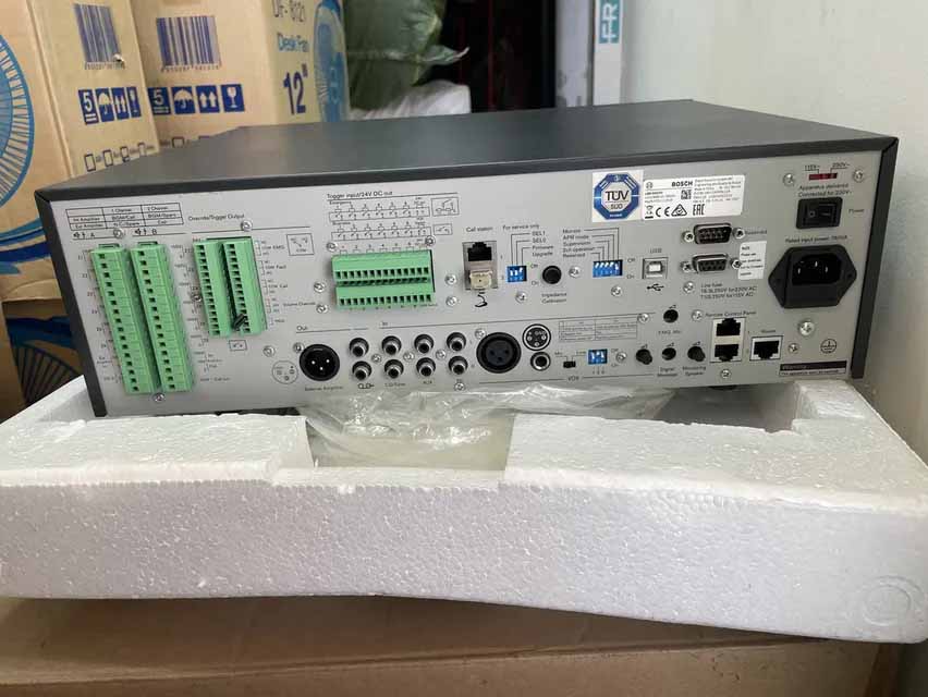 BOSCH LBB1990/00 mặt sau