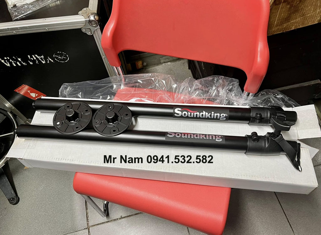 Chân chống loa Soundking DB075