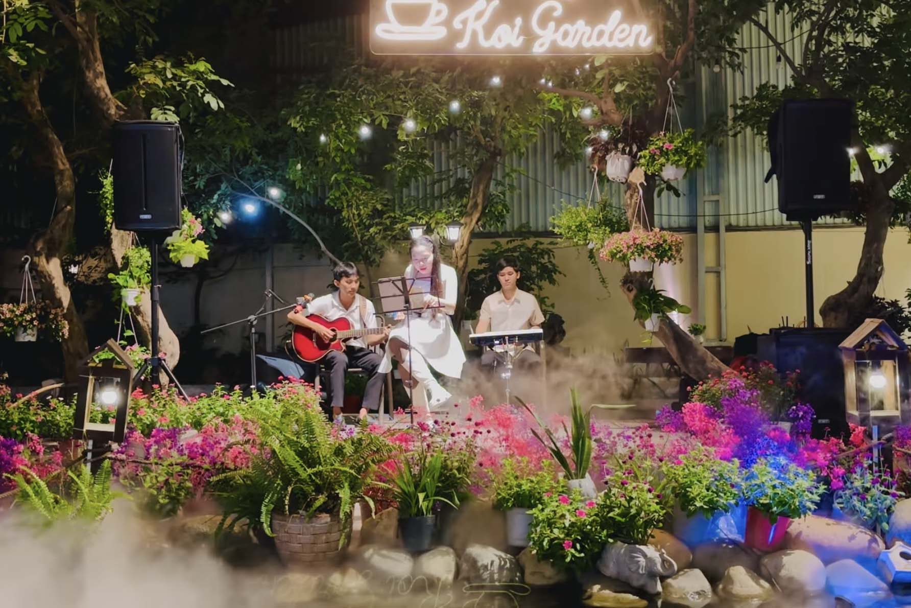 Hệ Thống Âm Thanh Quán Cafe Acoustic