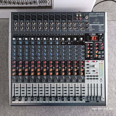 Behringer X2442USB