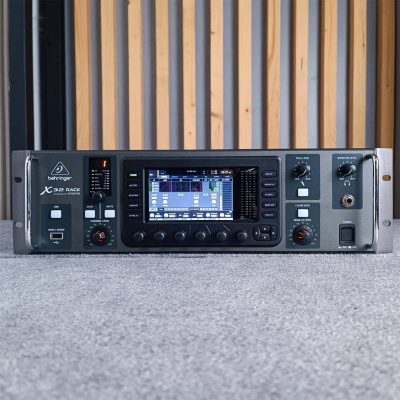 Behringer X32 RACK