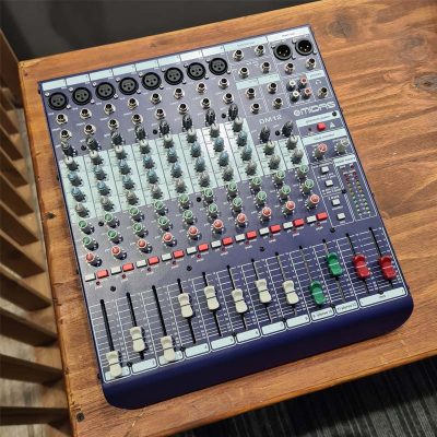 Midas DM12 mixer analog