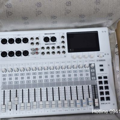 Yamaha MGX16 màu trắng